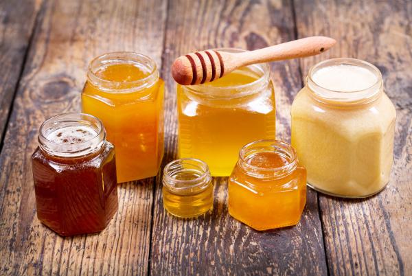 فروش خالص ترین عسلهای چهل گیاه-مرکبات و آویشن