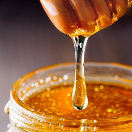 قیمت عسل طبیعی 98 | محصولات فراوری شده عسل در کشور کدام اند؟