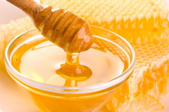 بسته بندی عسل صد در صد طبیعی